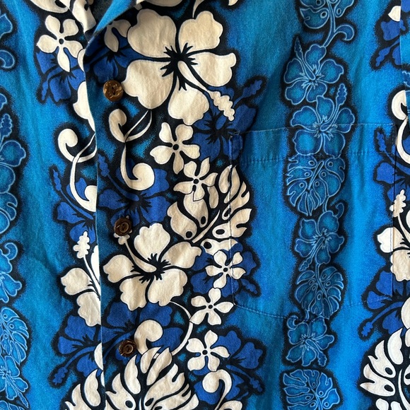 Local Design Hawaiian Button Down Shirt - Picture 3 of 9